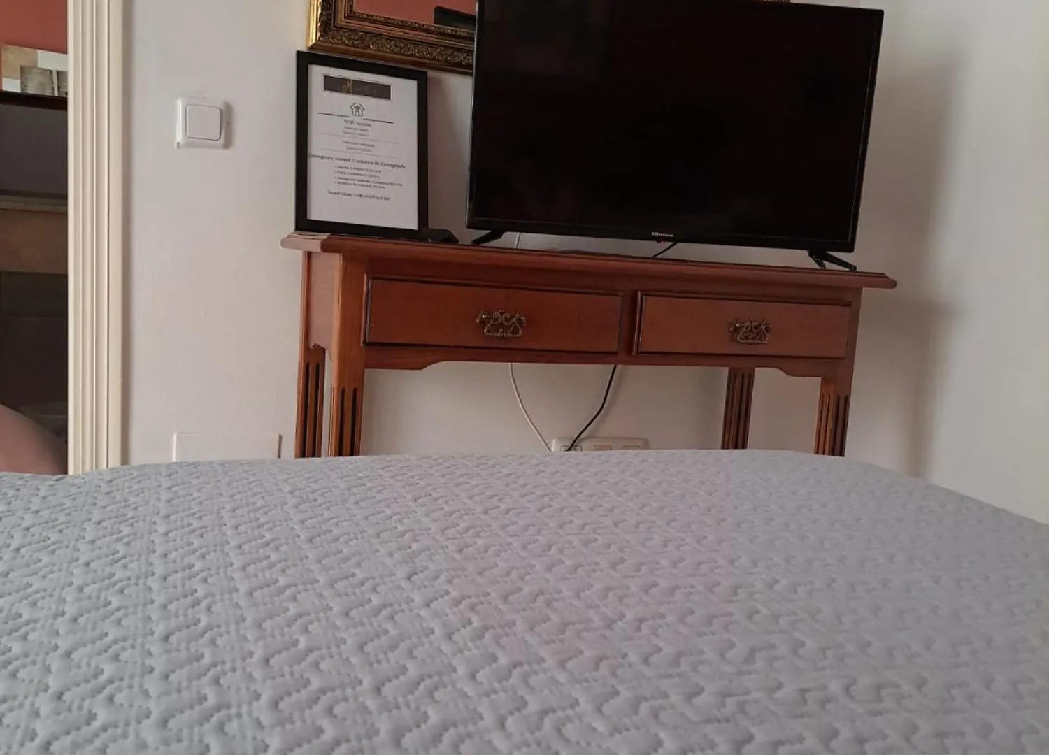 Hostal Montys ネルハ スペイン