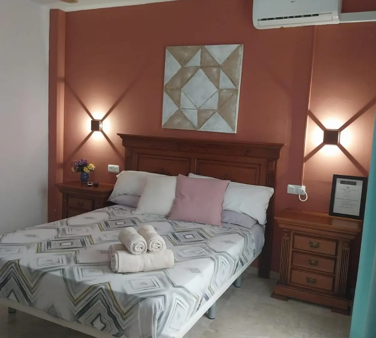 Hostel Hostal Montys Nerja